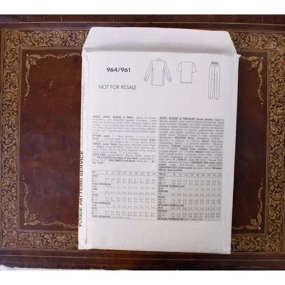 UNCUT Sewing pattern the Vogue woman 964 jacket blouse and pants sizes 8, 10, 12 - Picture 2 of 2